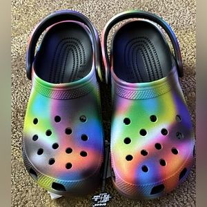 Crocs - nwt classic solarized crocs sz m5/w7.